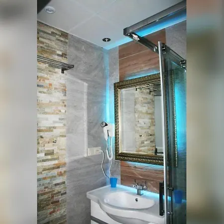 Royal Blue Przy Samym Morzu Plazy דירה *